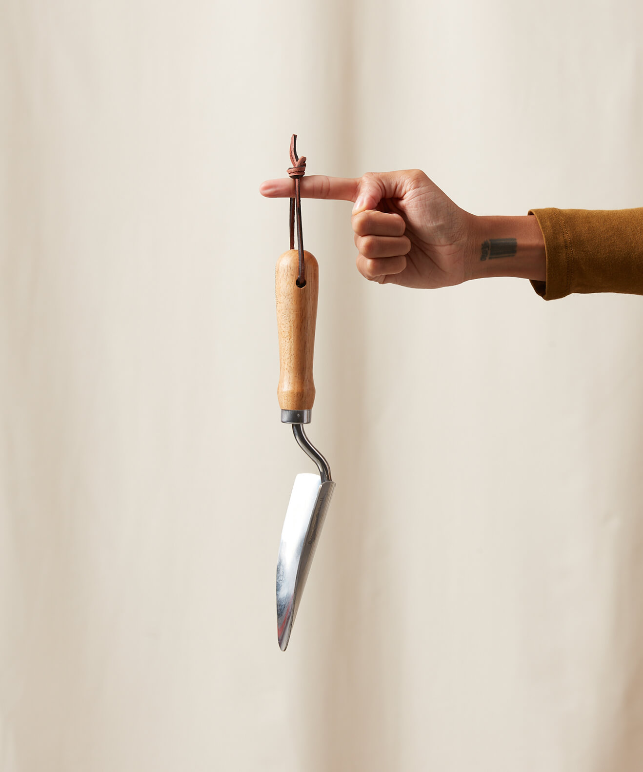 Buy Bloomscape Hand Trowel Buy Bloomscape Hand Trowel