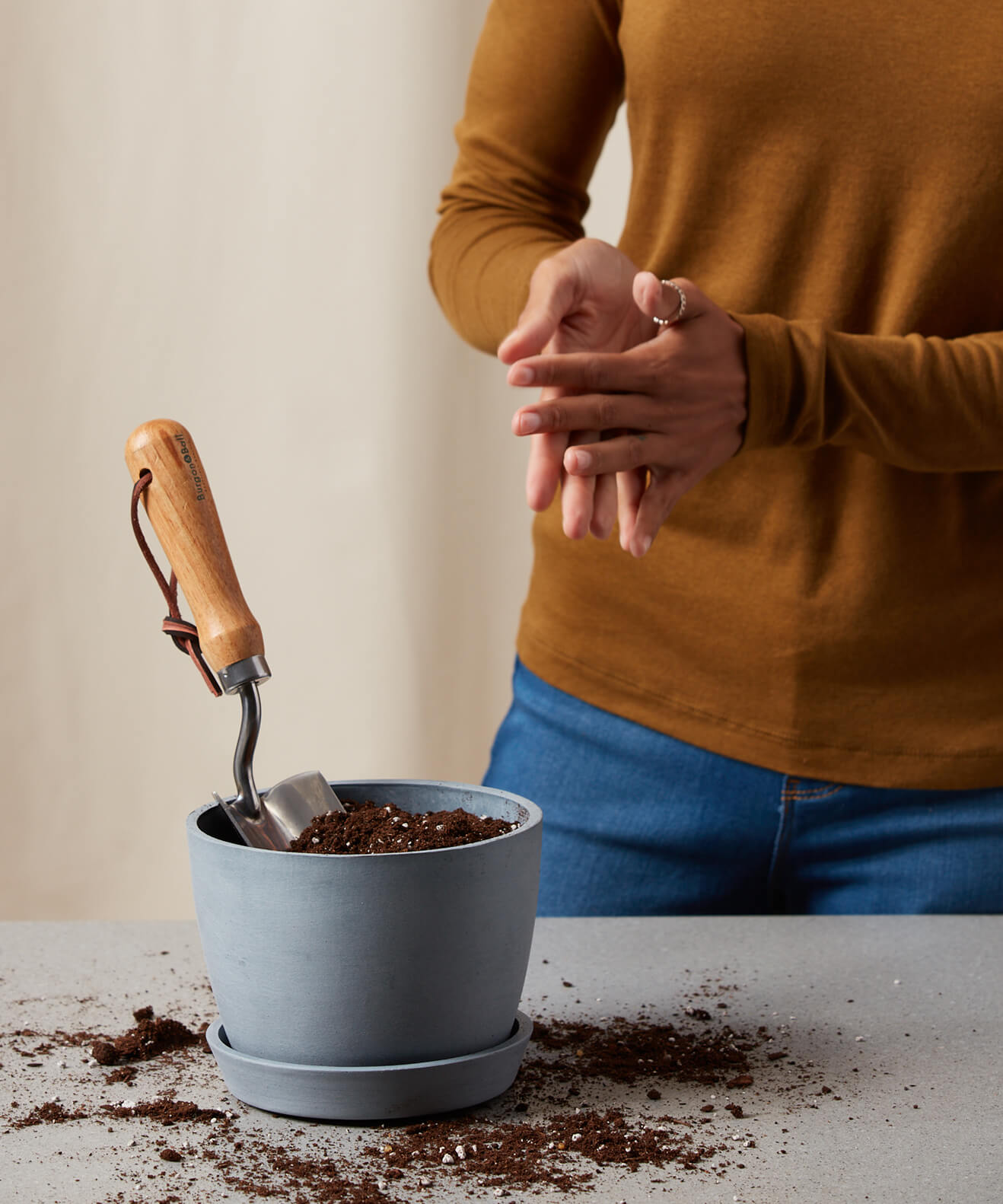 Buy Bloomscape Hand Trowel